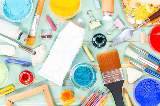 Material de Arte y Manualidades